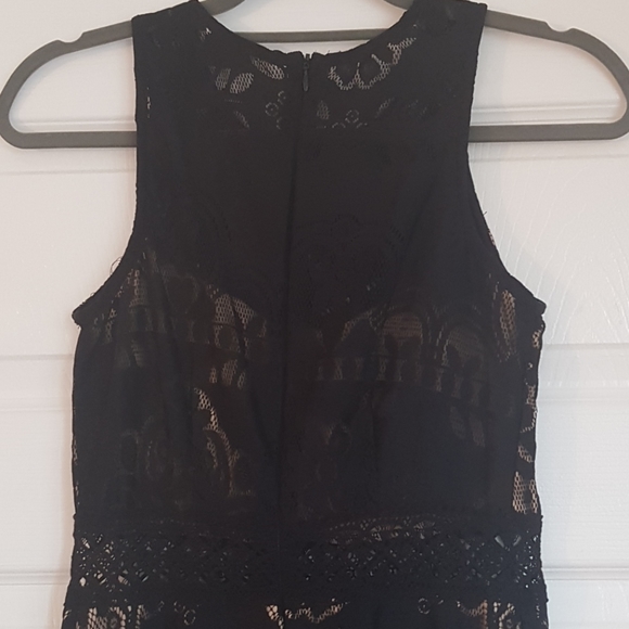 Black Lace A-line Dress - Picture 8 of 8